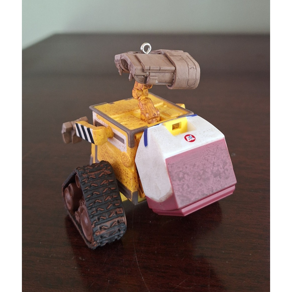 2018 Hallmark Keepsake Disney Pixar WALL-E 10th Anniversary Ornament